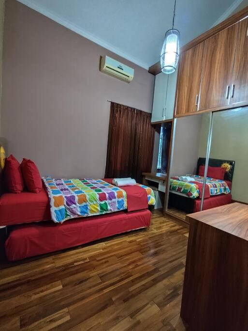 Niki Mawon Homestay Kejayan Exterior photo